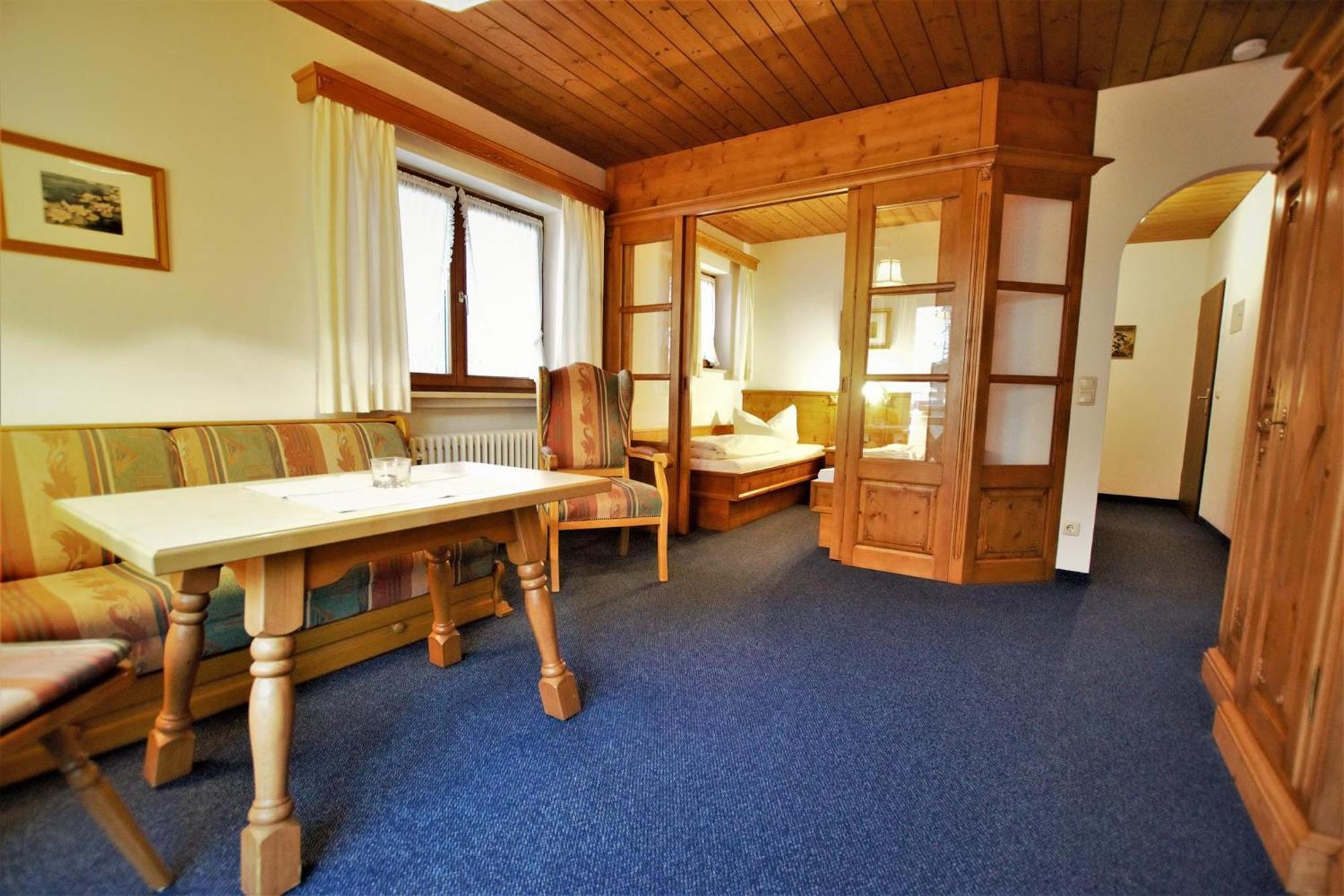 Ferienhaus Waldwinkl Hotel Grainau Room photo